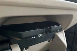 musta Volkswagen Multivan 2026 kuva 31.