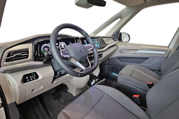 valkoinen Volkswagen Multivan 2026 kuva 8.