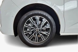 valkoinen Volkswagen Multivan 2026 kuva 12.