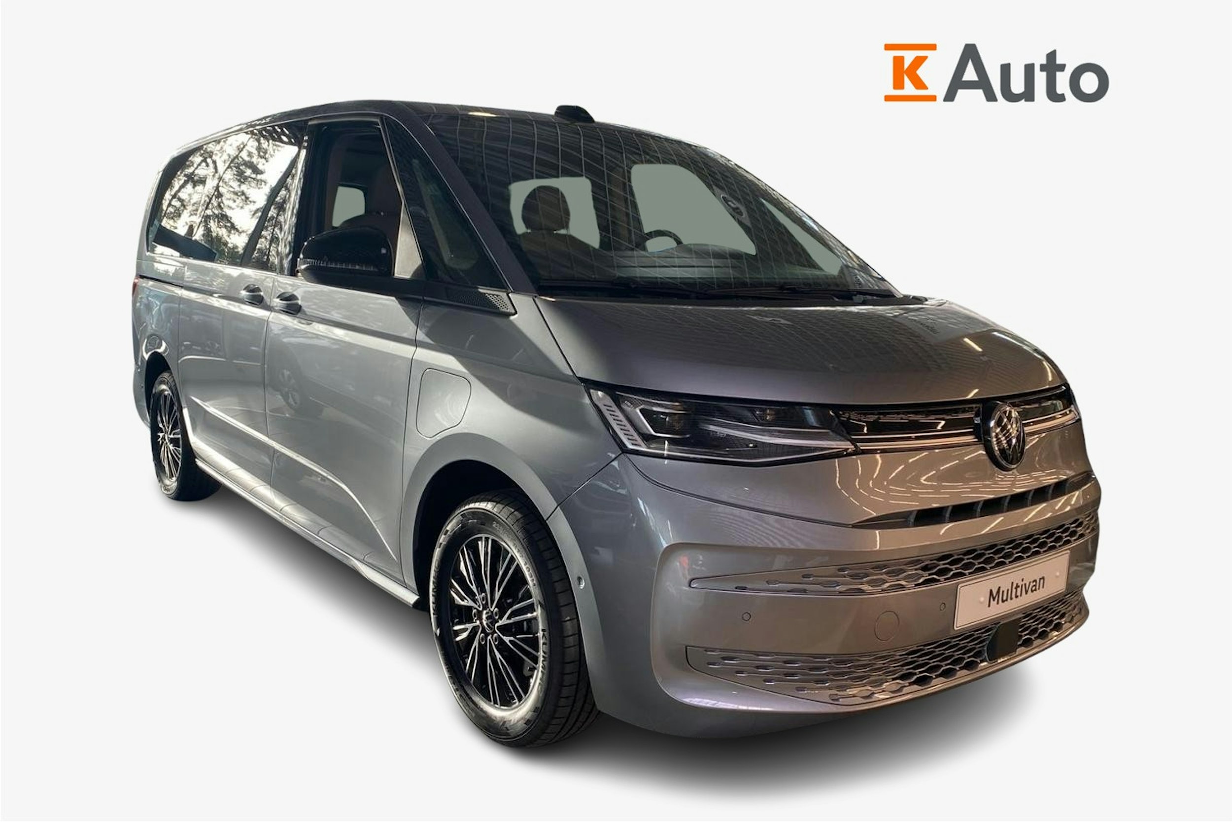 harmaa Volkswagen Multivan 2026 kuva 1.