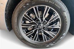 harmaa Volkswagen Multivan 2026 kuva 11.