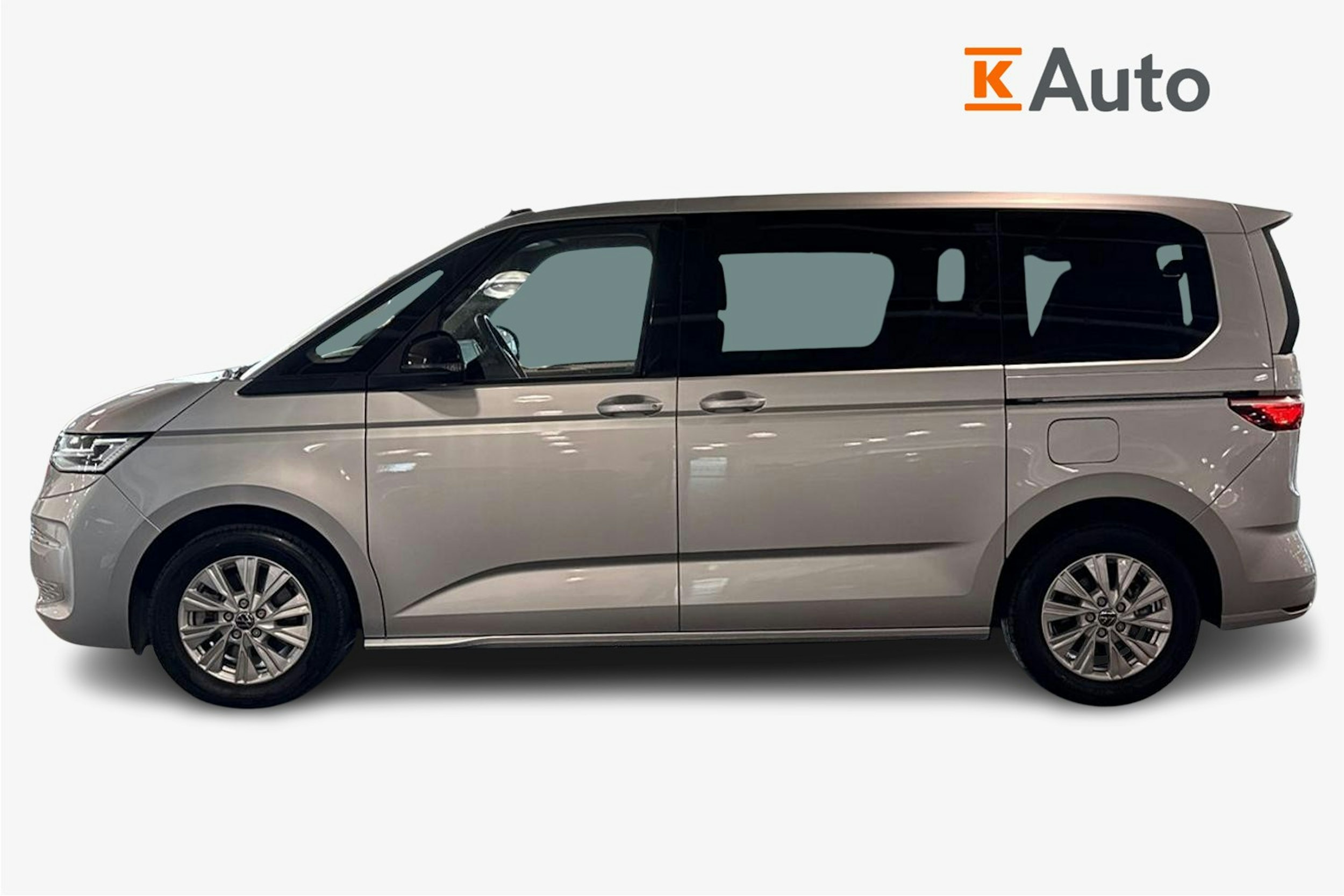Harmaa Volkswagen Multivan Life 2024 kuva 5.