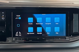 Harmaa Volkswagen Multivan Life 2024 kuva 14.