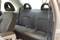harmaa Volkswagen New Beetle 2000 kuva 8.