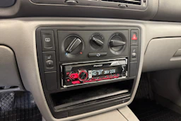 Vihreä Volkswagen PASSAT 2000 kuva 12.