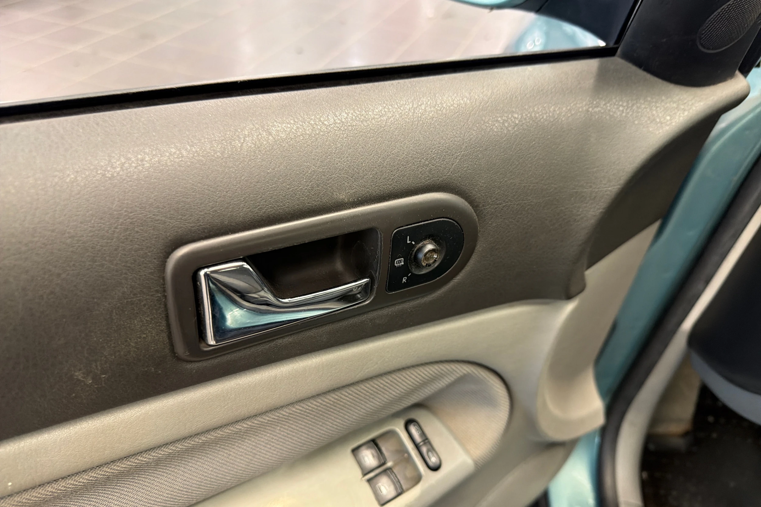 Vihreä Volkswagen PASSAT 2000 kuva 21.