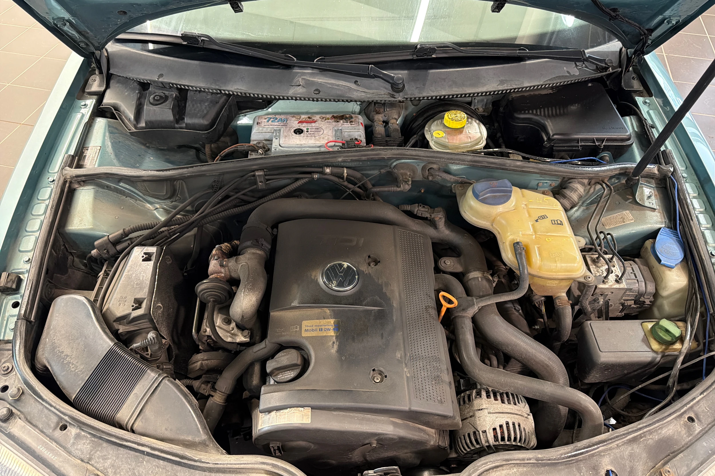 Vihreä Volkswagen PASSAT 2000 kuva 23.