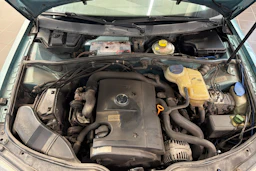 Vihreä Volkswagen PASSAT 2000 kuva 23.