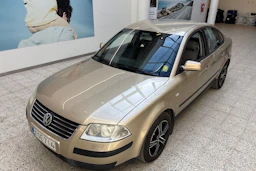 Ruskea (beige) Volkswagen PASSAT 2003 kuva 27.