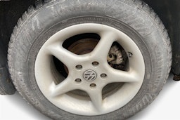 ruskea (beige) Volkswagen Passat 2004 kuva 11.