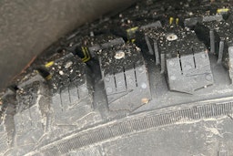 ruskea (beige) Volkswagen Passat 2004 kuva 13.