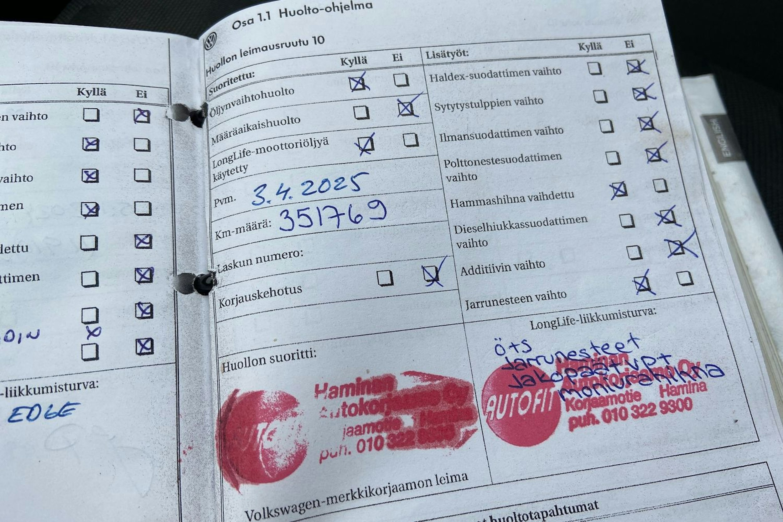 ruskea (beige) Volkswagen Passat 2004 kuva 16.