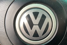 ruskea (beige) Volkswagen Passat 2004 kuva 18.