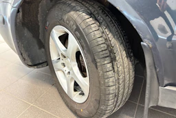 sininen Volkswagen Passat 2004 kuva 10.