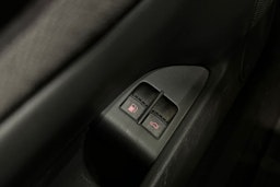 sininen Volkswagen Passat 2005 kuva 24.