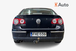 musta Volkswagen Passat 2005 kuva 3.