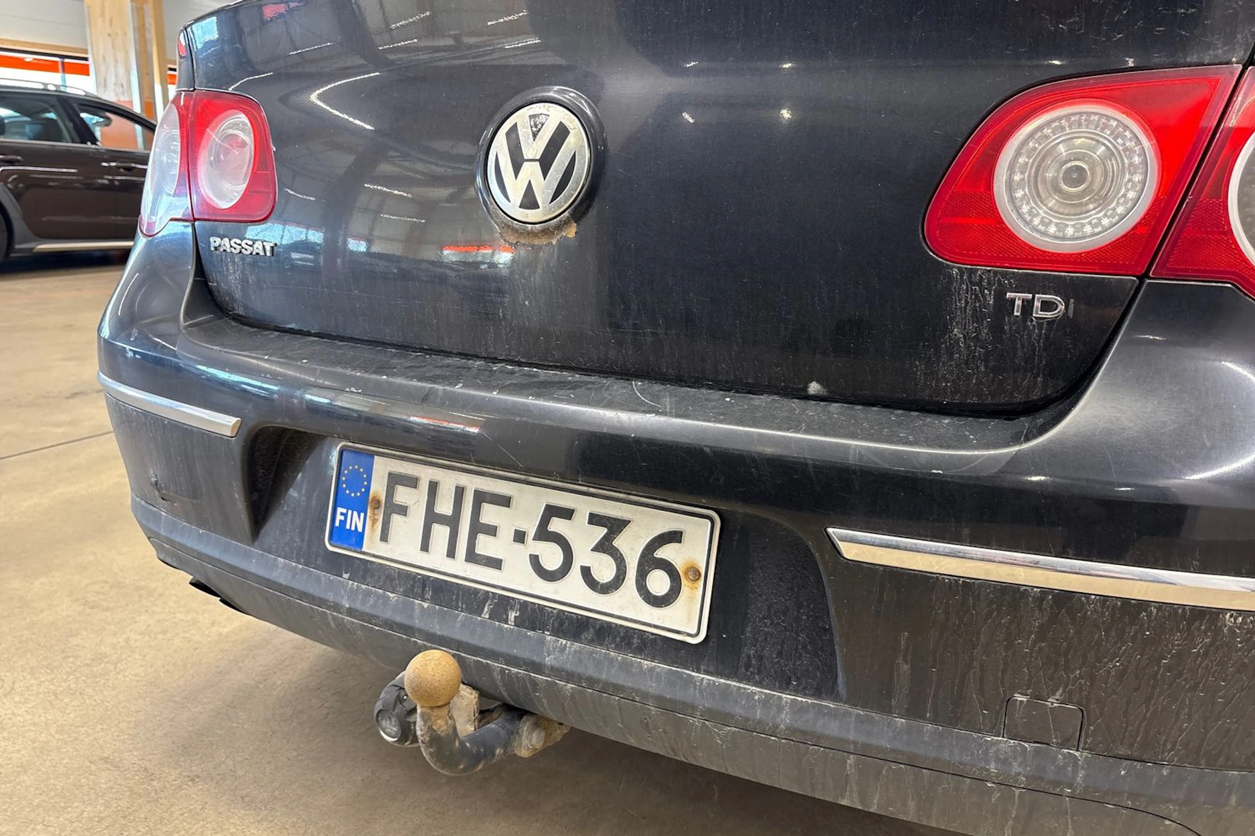 musta Volkswagen Passat 2005 kuva 18.