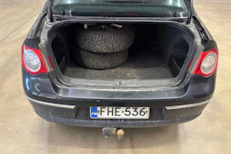 musta Volkswagen Passat 2005 kuva 19.
