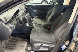 musta Volkswagen Passat 2005 kuva 20.