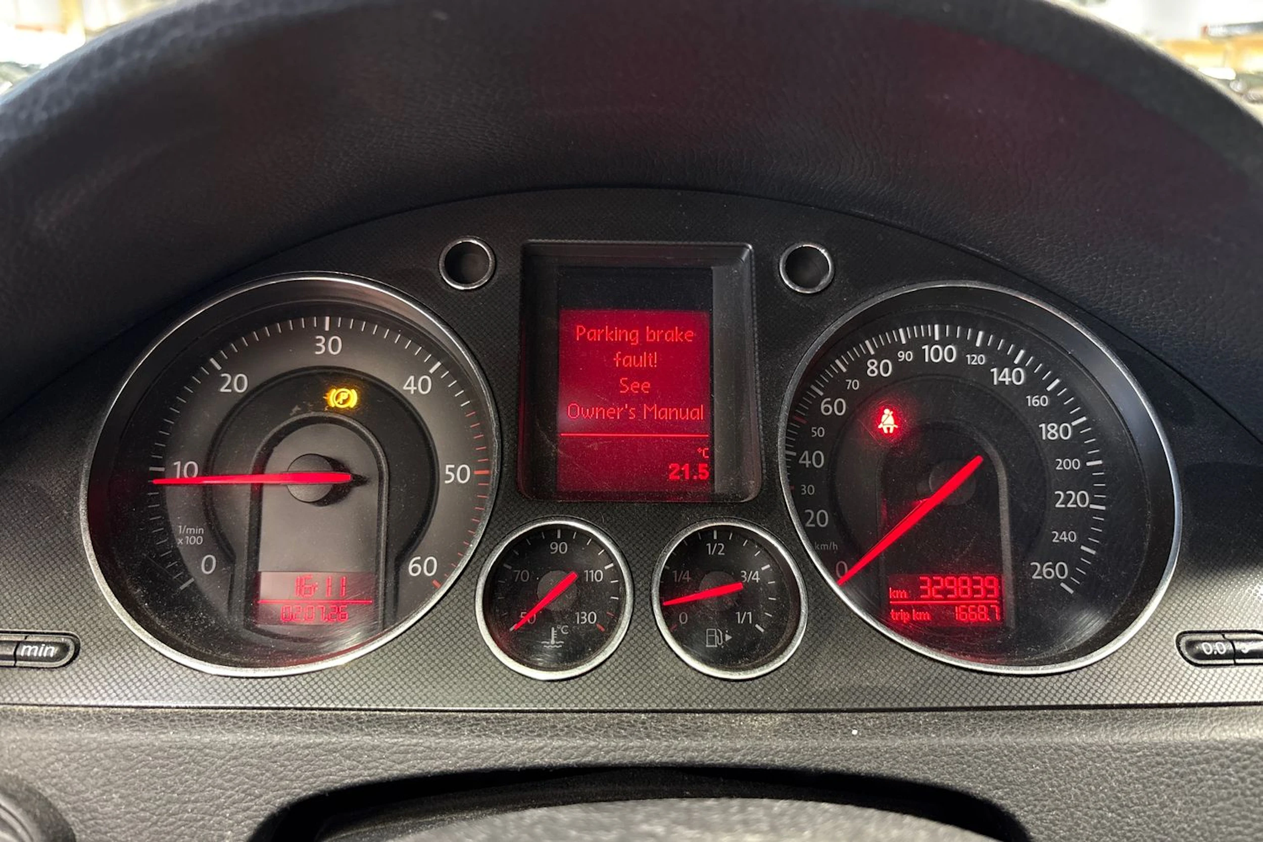 musta Volkswagen Passat 2005 kuva 21.