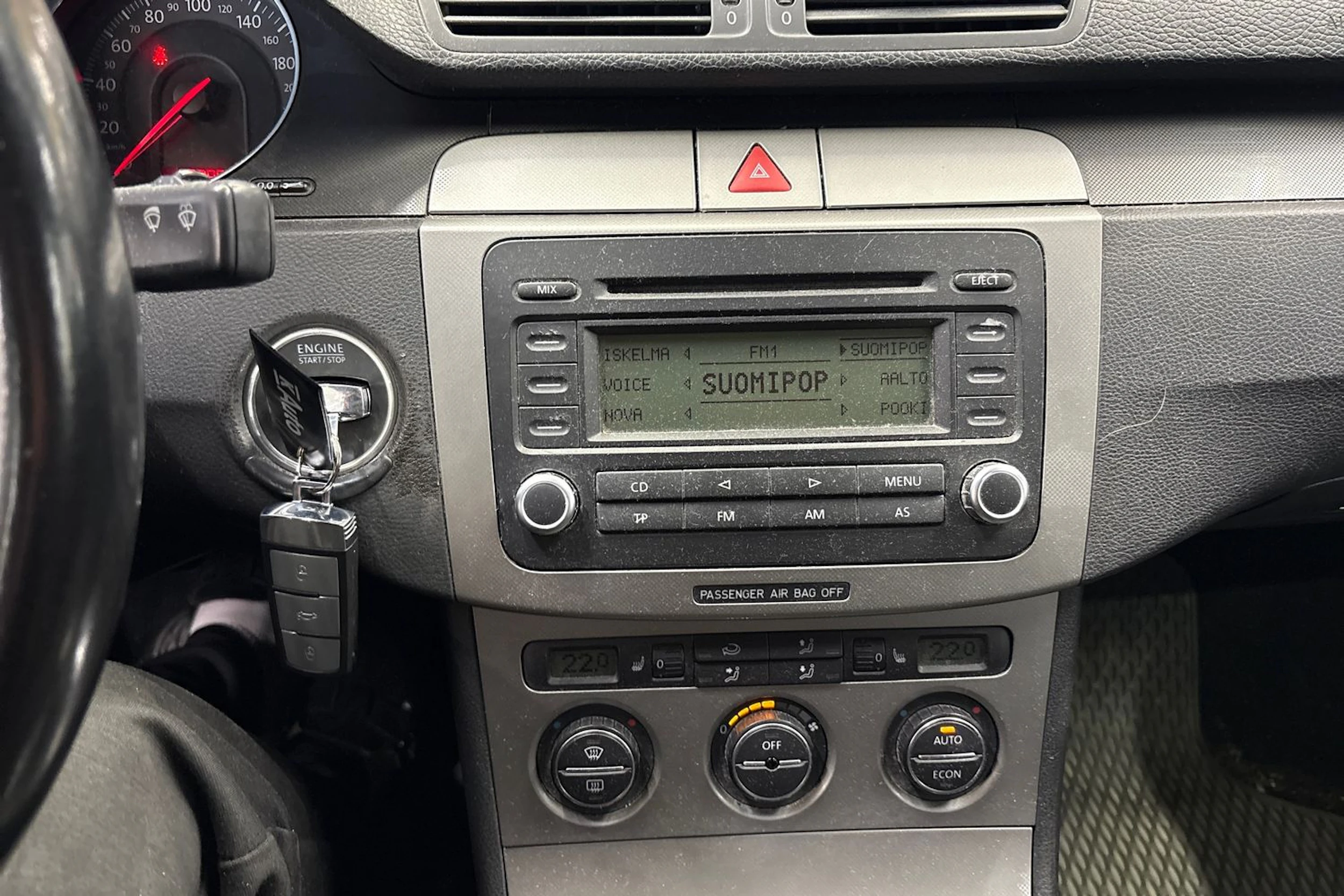 musta Volkswagen Passat 2005 kuva 23.