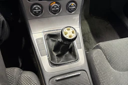 musta Volkswagen Passat 2005 kuva 24.