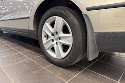 Ruskea (beige) Volkswagen PASSAT 2005 kuva 10.