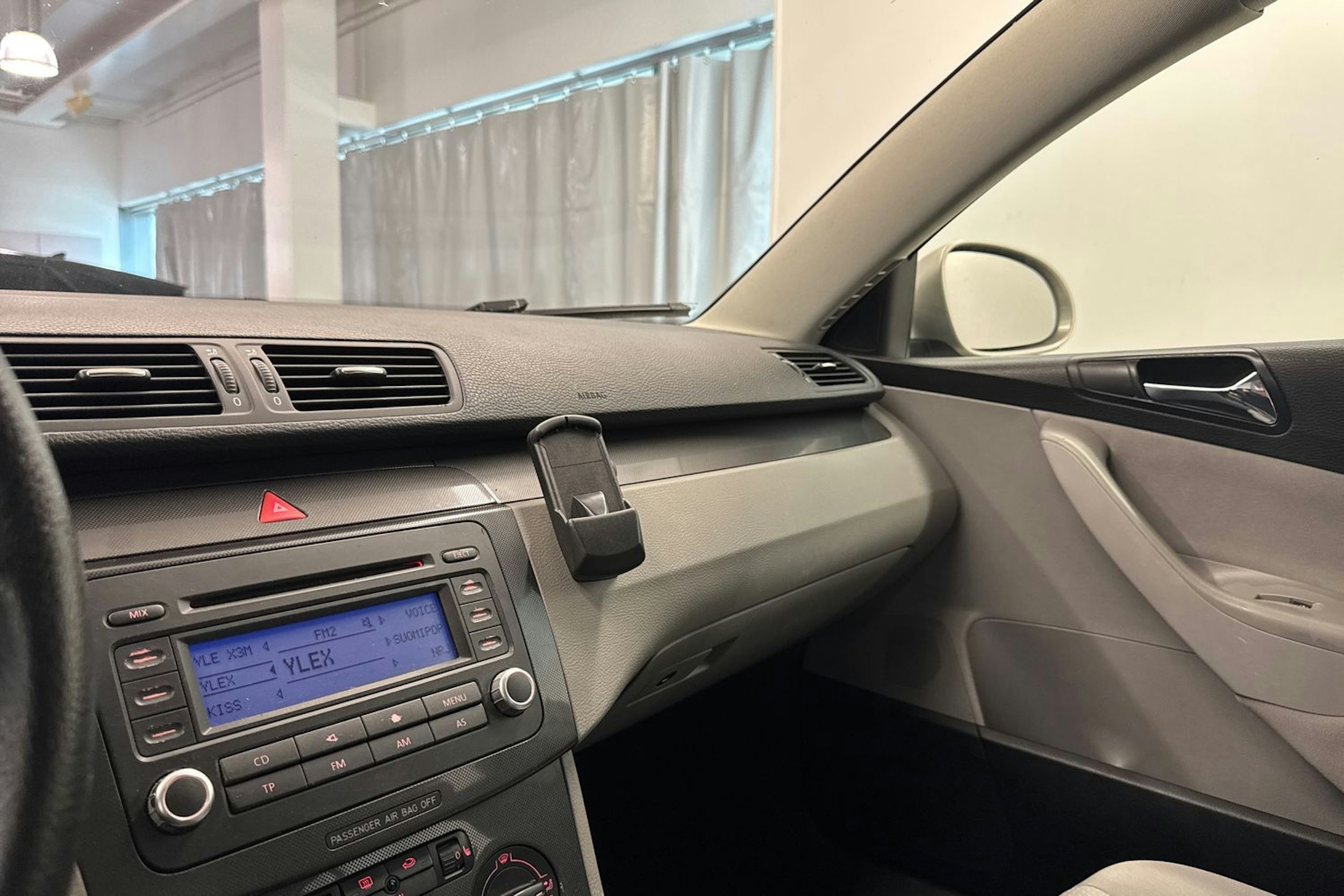 Ruskea (beige) Volkswagen PASSAT 2005 kuva 19.
