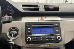 ruskea (beige) Volkswagen Passat 2006 kuva 23.