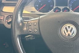 Musta Volkswagen PASSAT 2006 kuva 12.