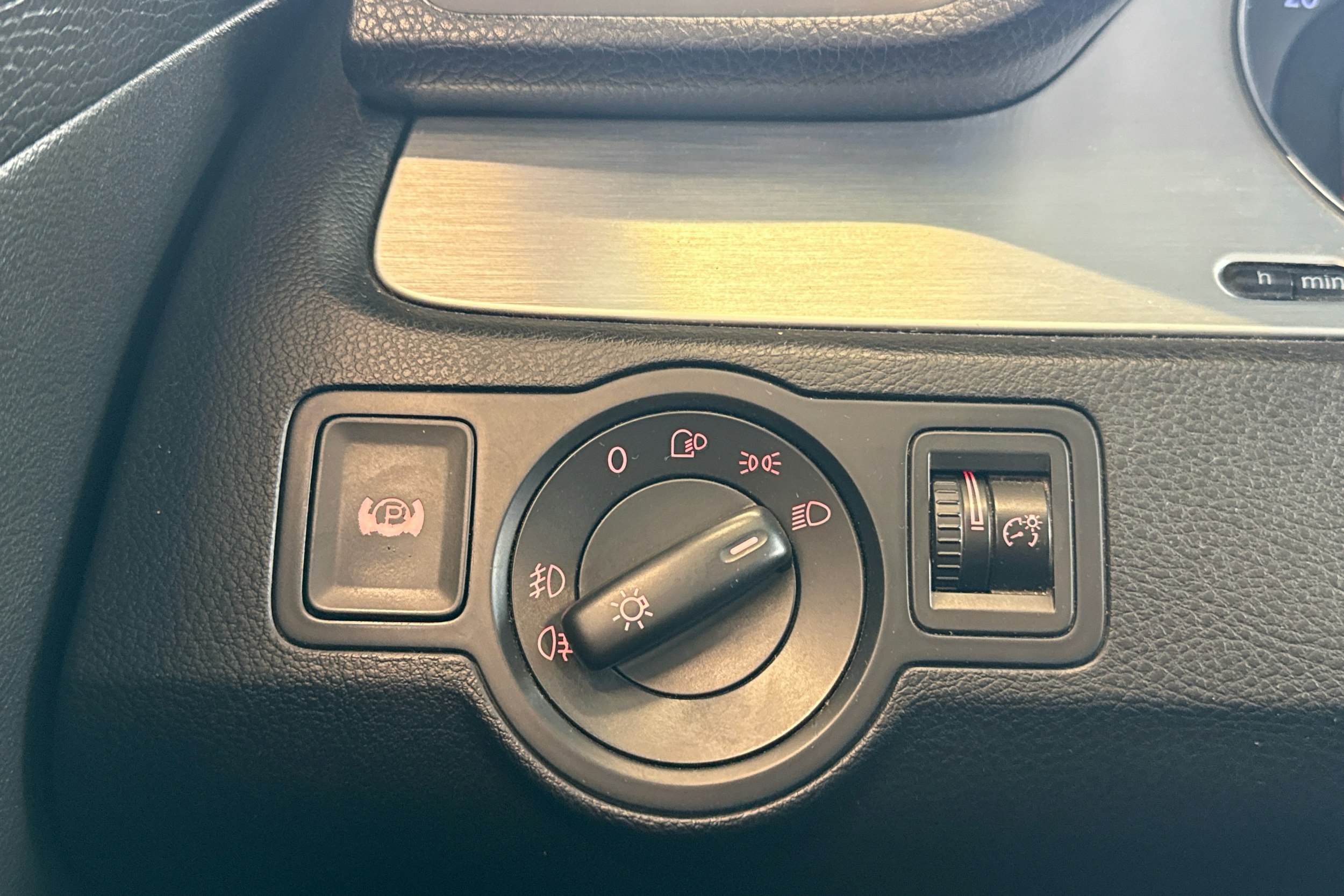 Musta Volkswagen PASSAT 2006 kuva 17.