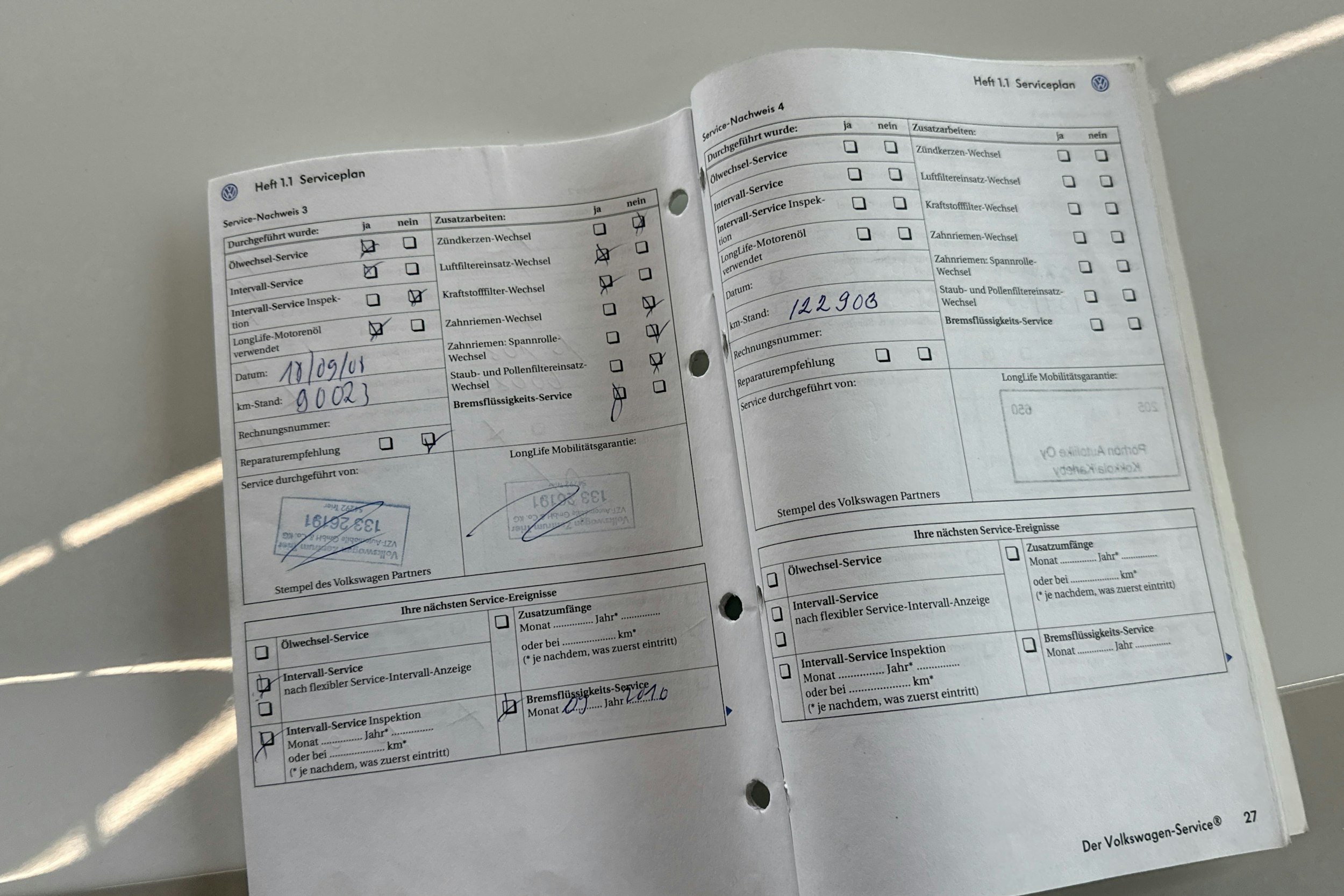 Musta Volkswagen PASSAT 2006 kuva 32.