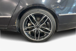 musta Volkswagen Passat 2006 kuva 9.