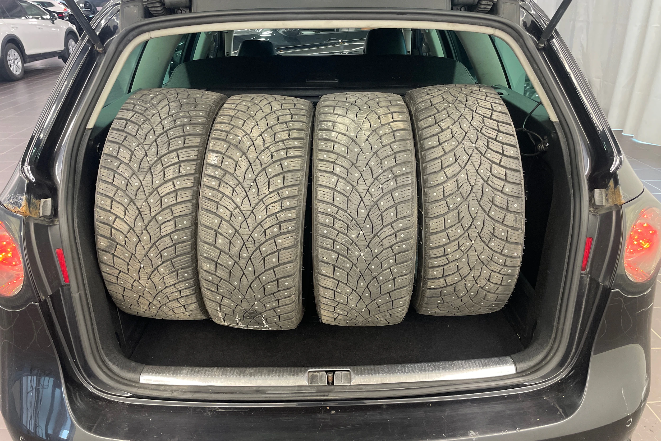 musta Volkswagen Passat 2006 kuva 12.