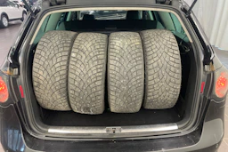 musta Volkswagen Passat 2006 kuva 12.