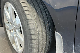 Musta Volkswagen Passat 2006 kuva 13.