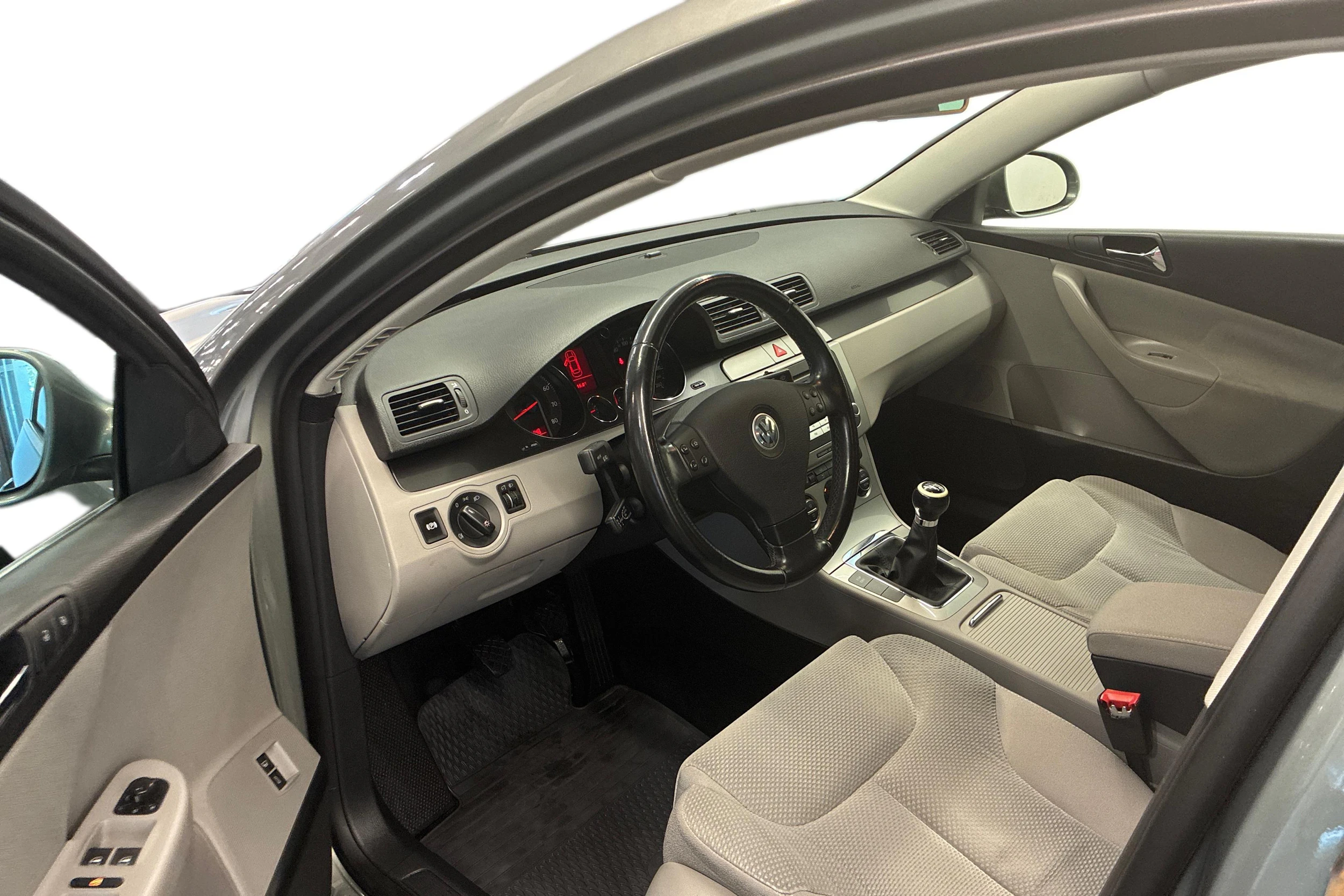 Vihreä Volkswagen PASSAT 2007 kuva 6.