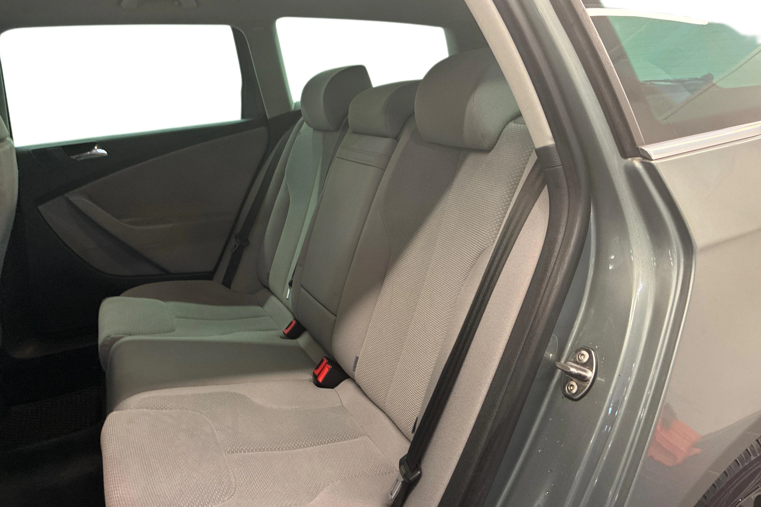 Vihreä Volkswagen PASSAT 2007 kuva 8.
