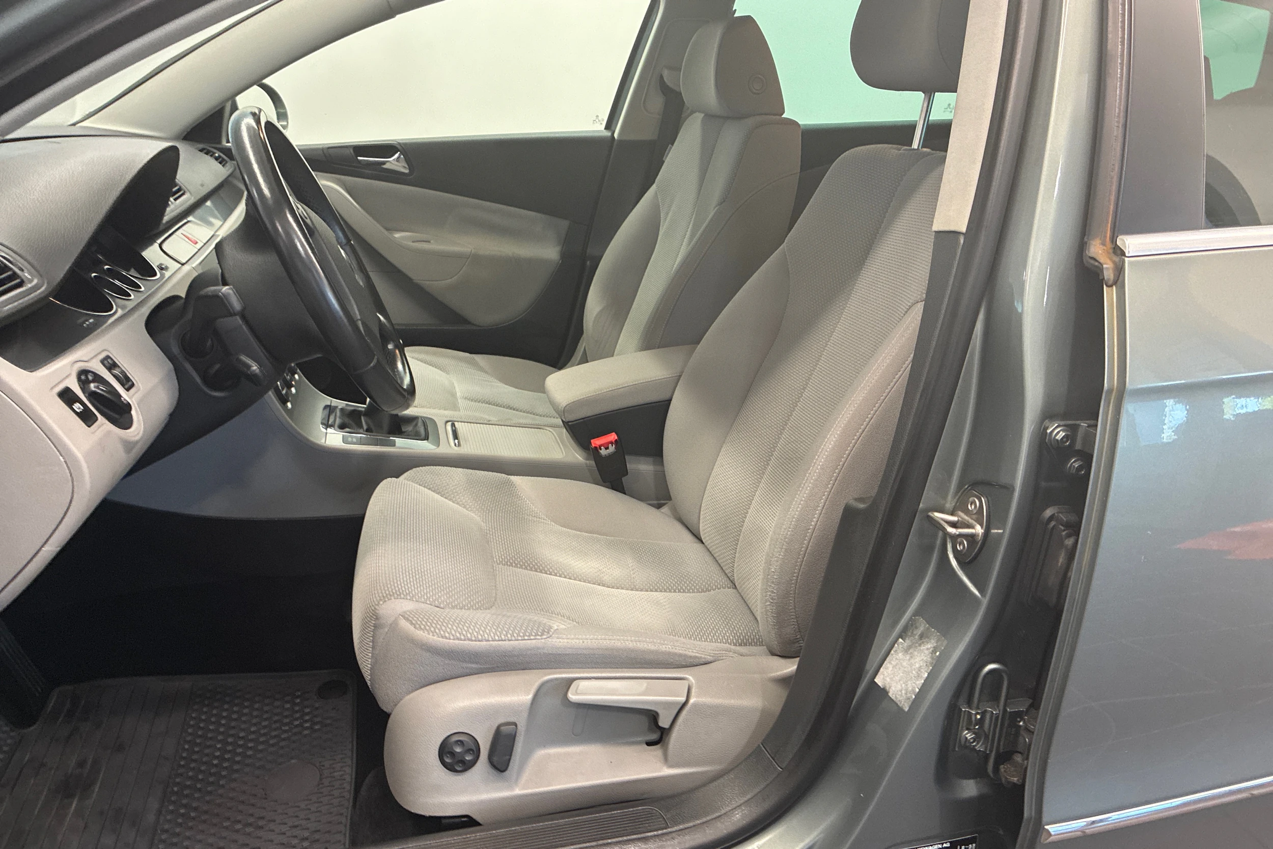 Vihreä Volkswagen PASSAT 2007 kuva 13.