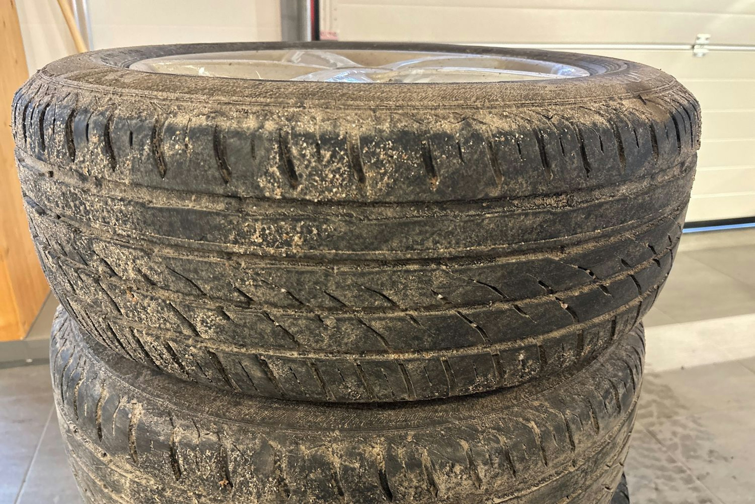 Musta Volkswagen PASSAT 2008 kuva 12.