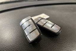 Musta Volkswagen PASSAT 2008 kuva 23.