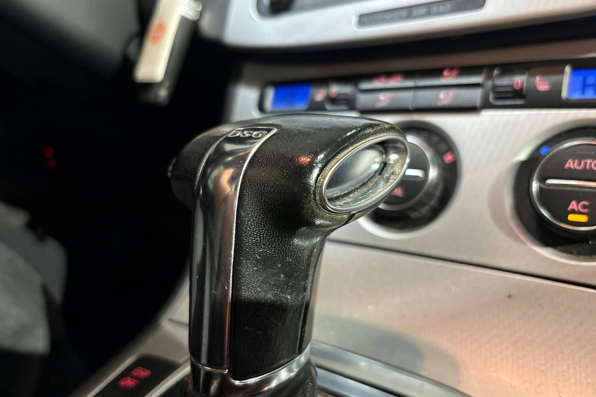 Musta Volkswagen PASSAT 2008 kuva 31.