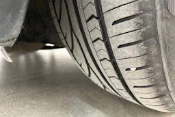 Musta Volkswagen PASSAT 2008 kuva 16.