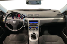 met. ruskea (beige) Volkswagen Passat 2009 kuva 9.