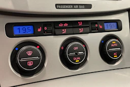 met. ruskea (beige) Volkswagen Passat 2009 kuva 24.