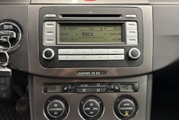 Sininen Volkswagen PASSAT 2008 kuva 17.