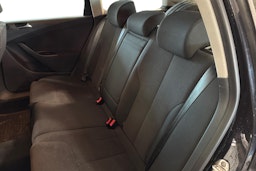 musta Volkswagen Passat 2008 kuva 8.