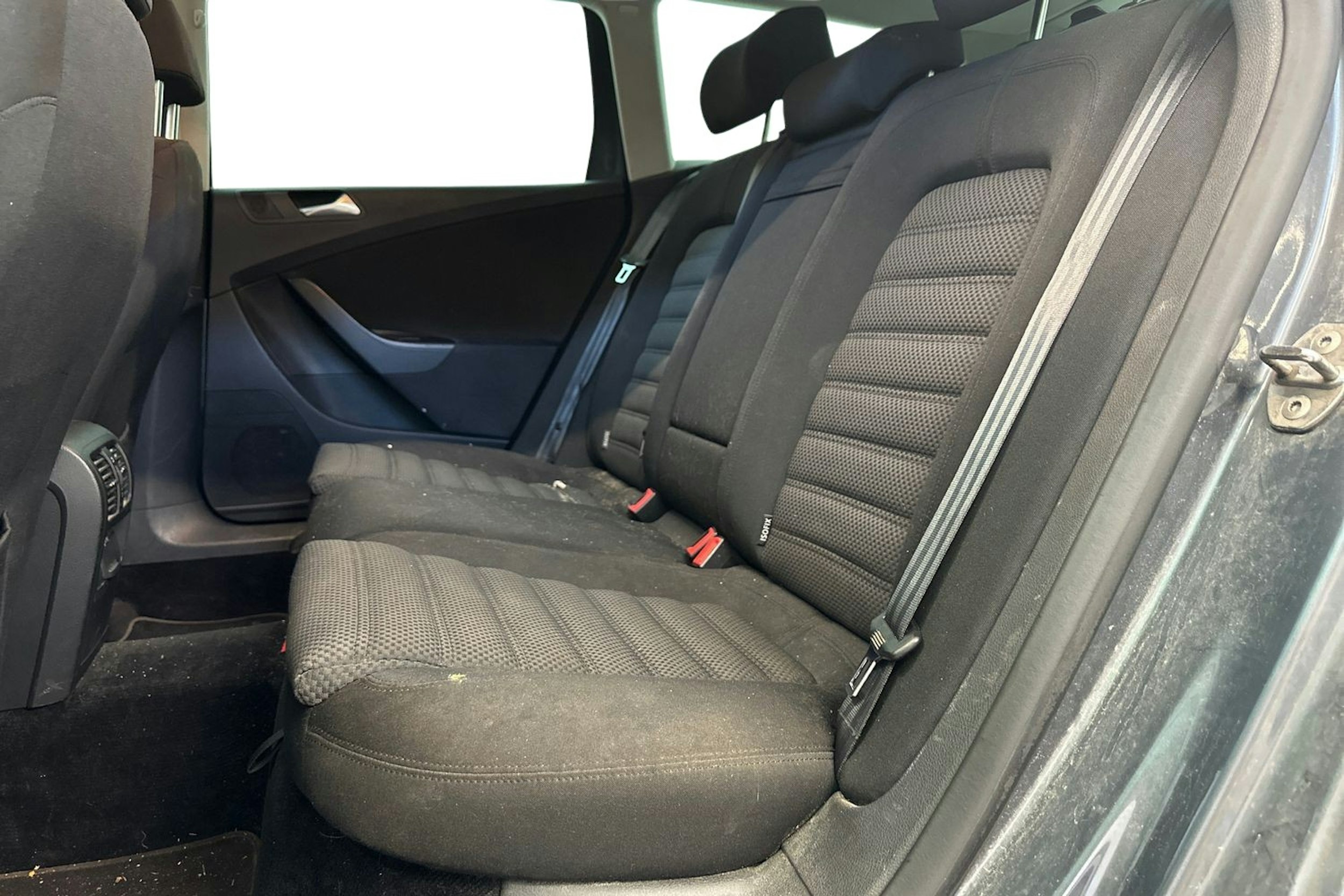 sininen Volkswagen Passat 2009 kuva 8.