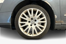 sininen Volkswagen Passat 2009 kuva 9.