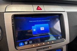 sininen Volkswagen Passat 2009 kuva 22.